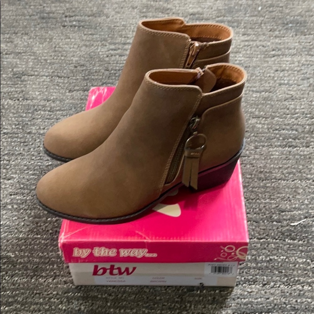 NWTS Bwt Boots Size 5 - Picture 5 of 6